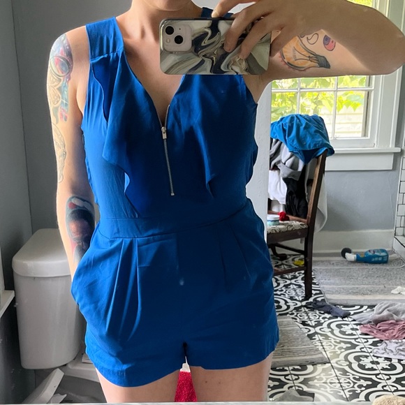 Express Outlet Ruffle Romper in Royal Blue, Sz 6 - Picture 14 of 14